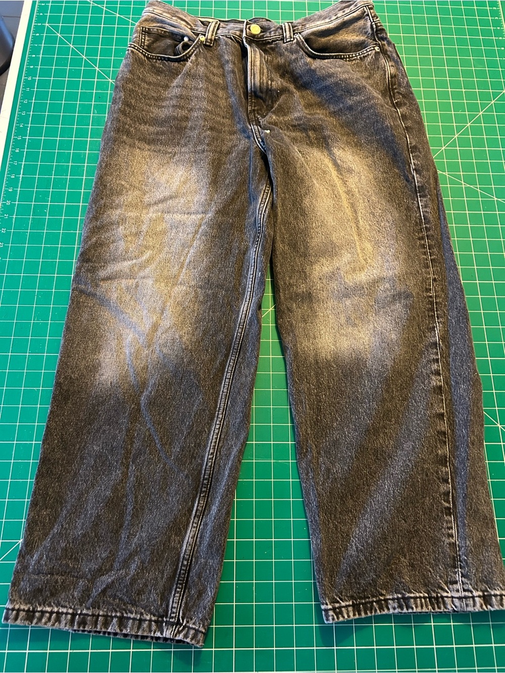 H&M Baggy Fit Jeans Washed Black Faded Men's 33x32 Wide Leg Skater